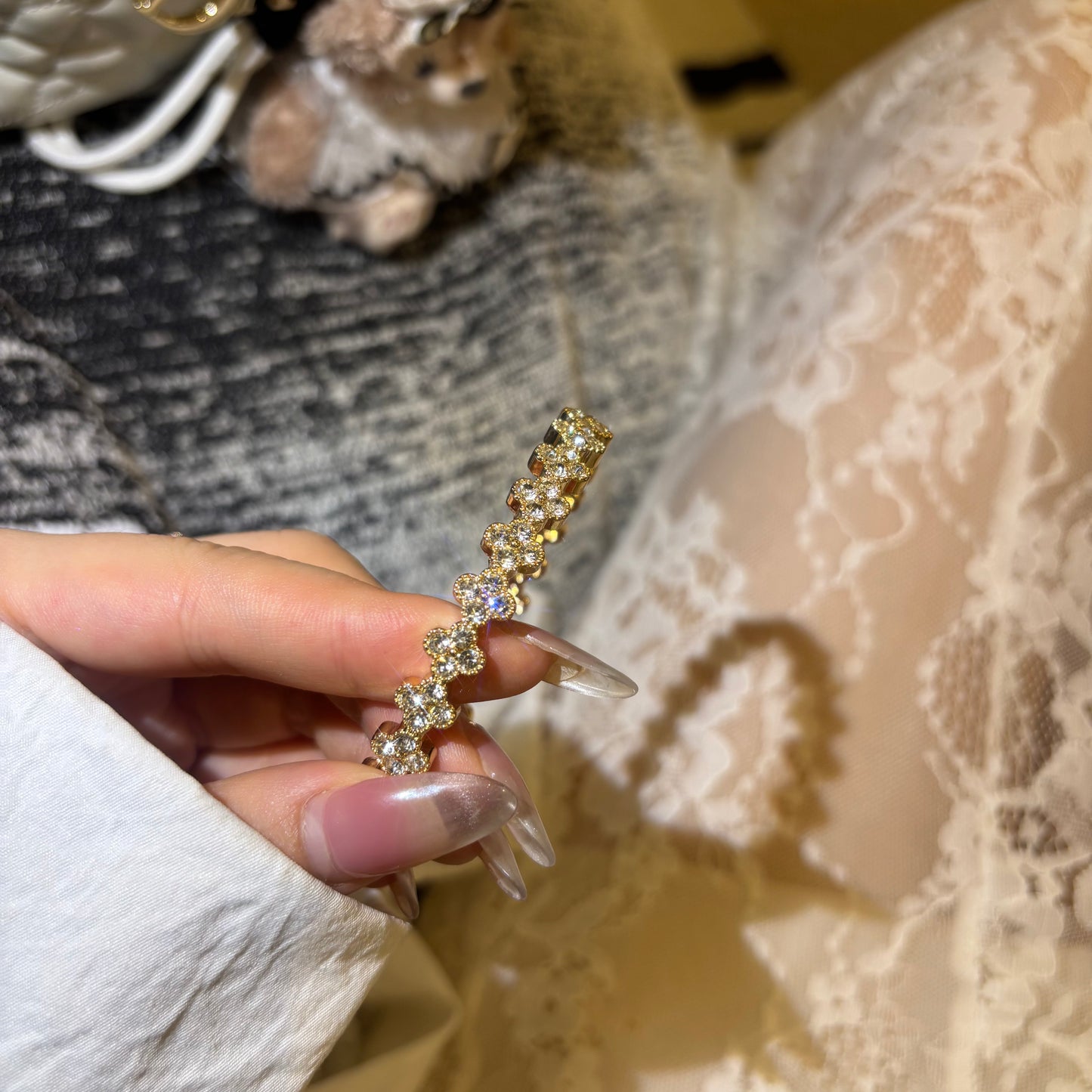 Clover Diamond - Encrusted Bracelet
