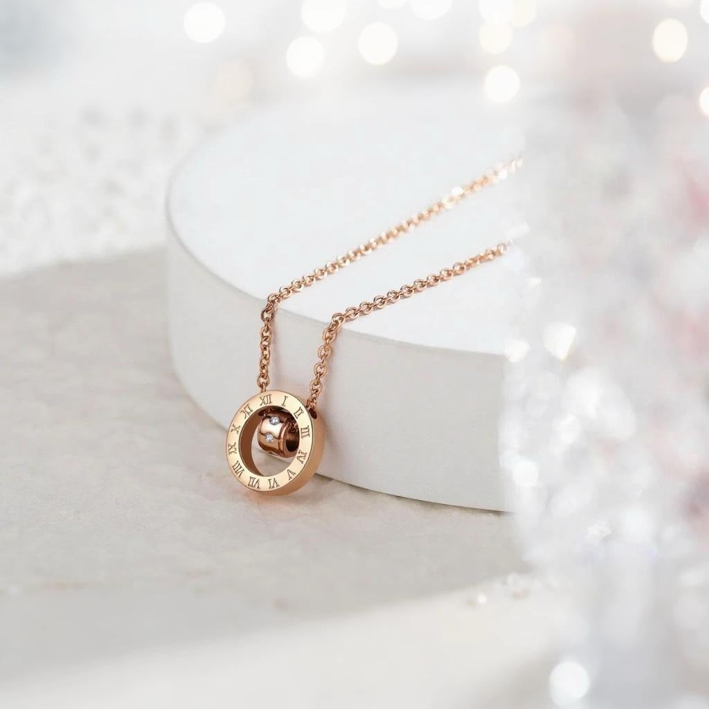 RomaDuo Pendant Necklace