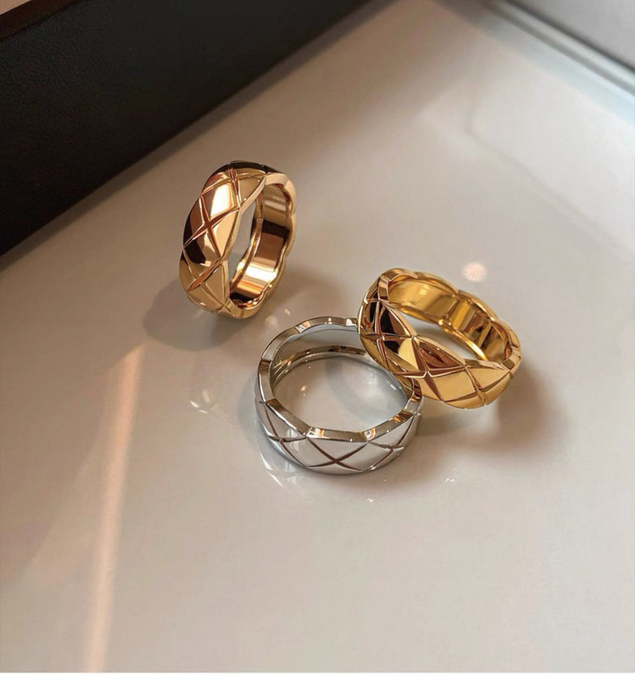 18K Quilted Ring