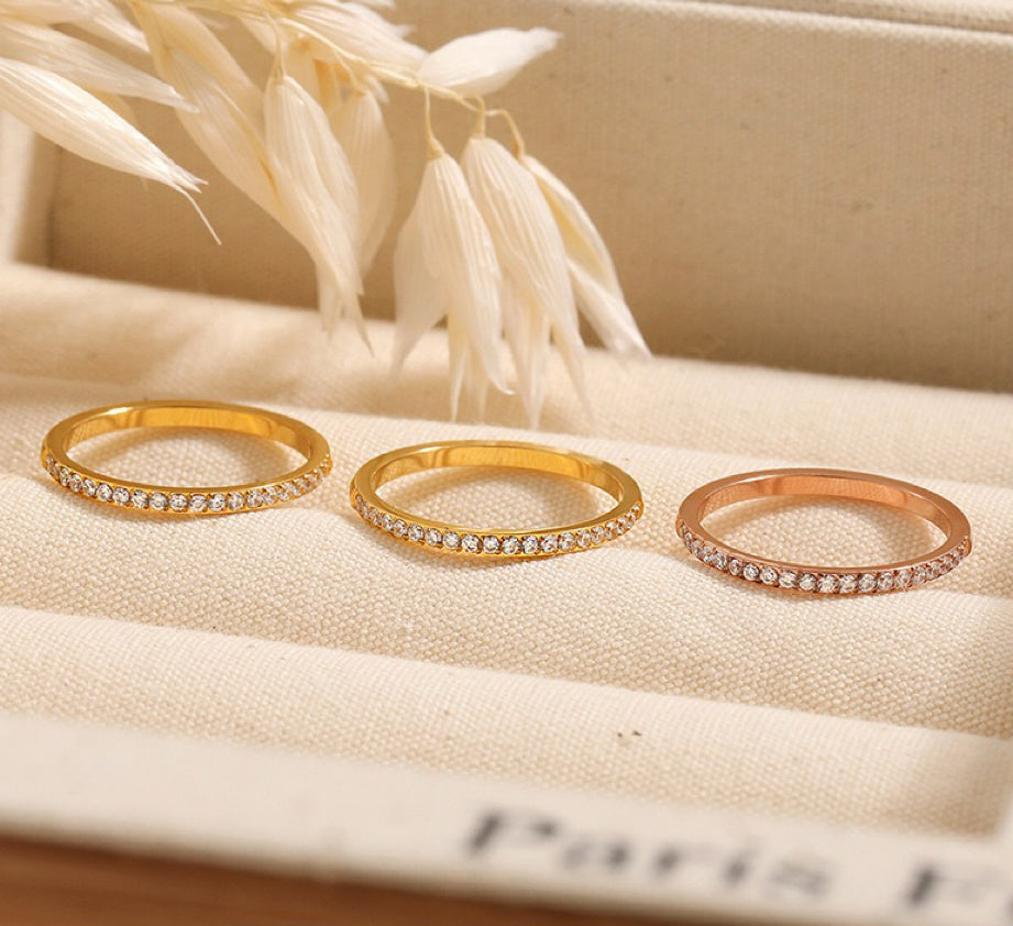 Diamond - Inlaid Titanium Steel Ring